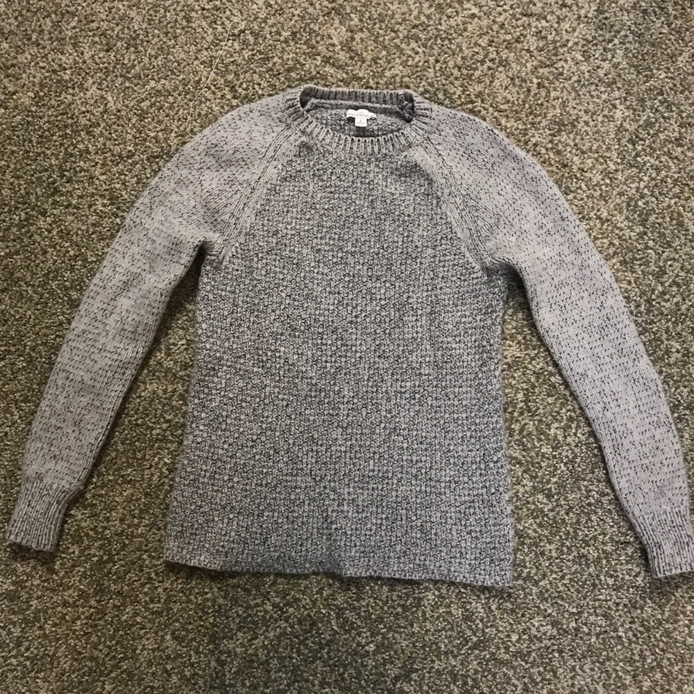 LL Bean Signature crewneck gray sweater, small